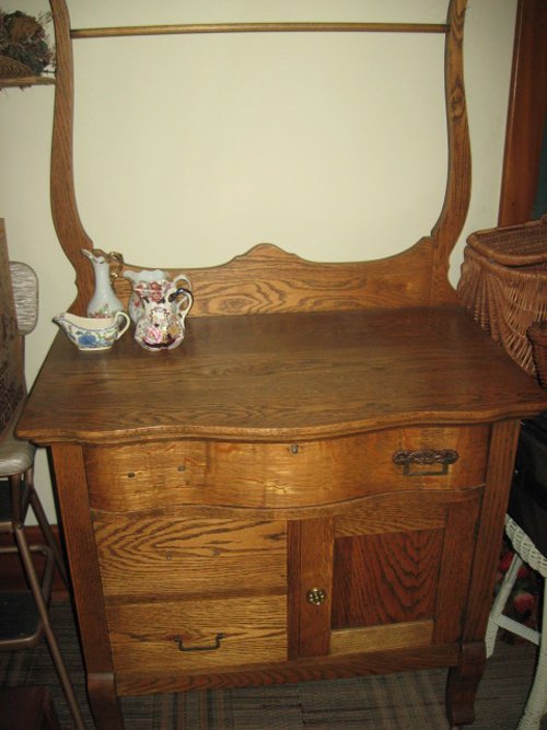 Property photo 116 - Major Antique & Collectibles Auction